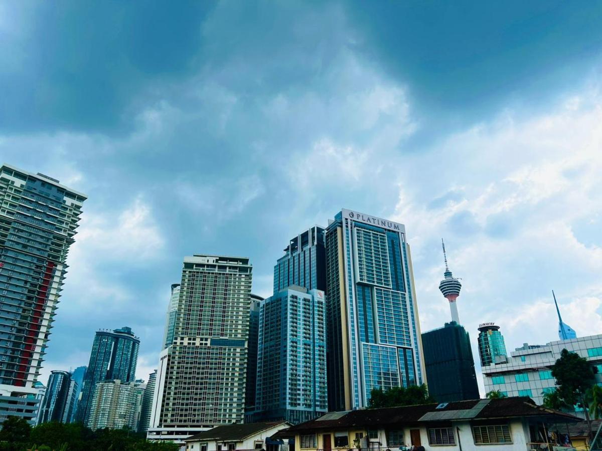 The Platinum Kuala Lumpur By Cozy White Apartment Exterior photo
