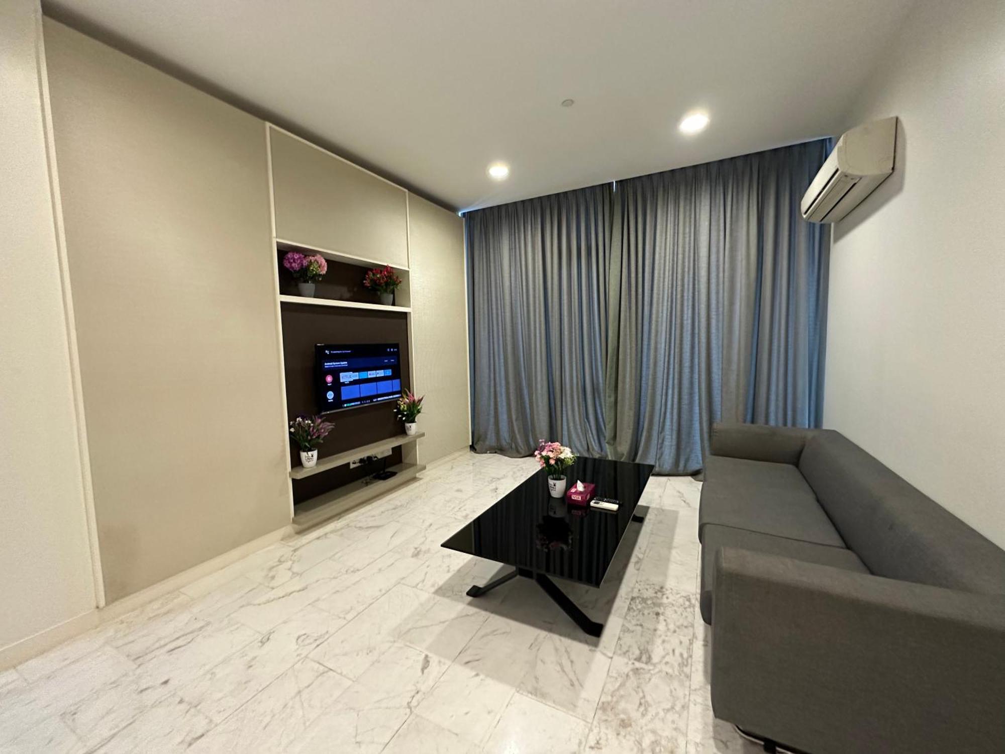 The Platinum Kuala Lumpur By Cozy White Apartment Exterior photo